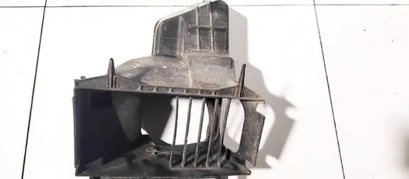 Toyota Corolla E120 E130 Air intake duct part