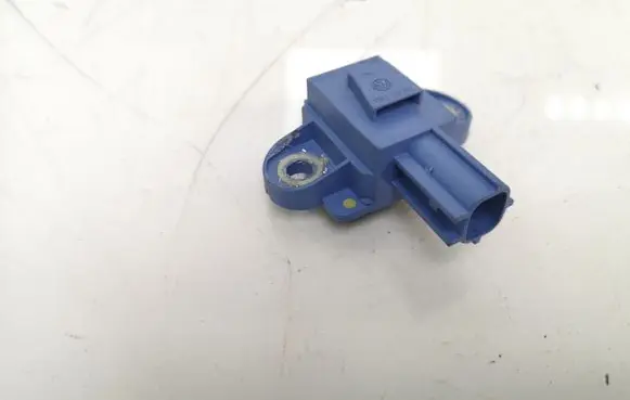 Skoda Octavia Mk2 (1Z) Airbag deployment crash/impact sensor 1K0955557B