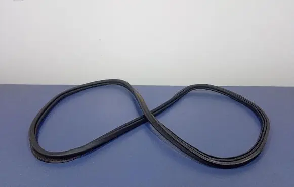 Citroen DS5 Trunk rubber seal (body) 
