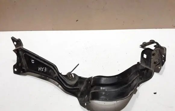 Mercedes-Benz E W211 Headlight/headlamp mounting bracket