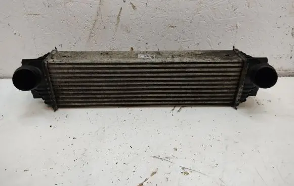 BMW 5 F10 F11 Intercooler radiator 1751780562906