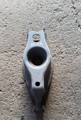 Dodge Challenger Rear upper control arm/wishbone 8D1D06