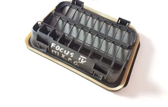 Ford Focus Fender grill H1BBA280B62AB