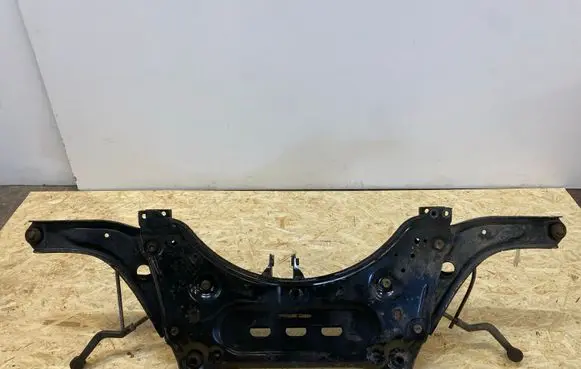 Nissan Qashqai Front subframe 44EA0B 2583814 5623714R
