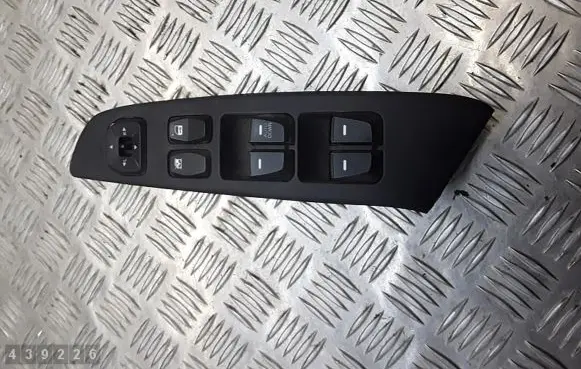 Hyundai ix35 Electric window control switch 935702Y9609P