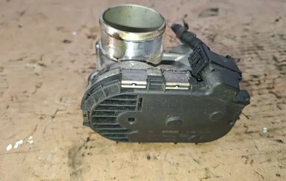 Alfa Romeo Giulietta Throttle body valve 0280750137 45726 0040
