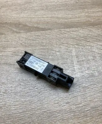 Audi A6 S6 C5 4B Airbag deployment crash/impact sensor 4Z7959643