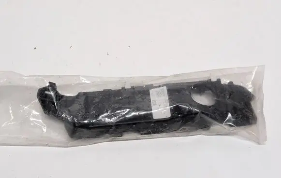 Hyundai i30 Front bumper mounting bracket 86513G4000 KB20AAJ6L