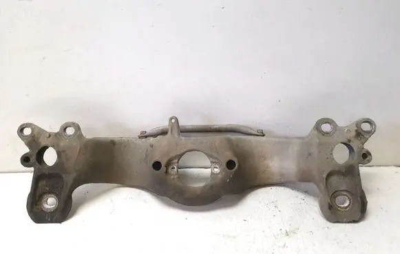 Audi A4 S4 B6 8E 8H Gearbox mounting bracket 8E0399263