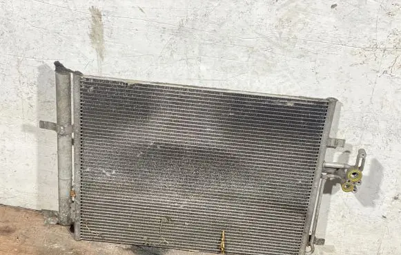 A/C cooling radiator (condenser)