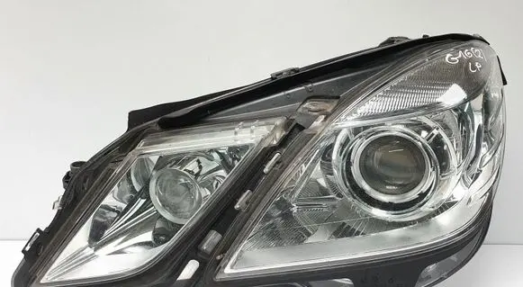 Mercedes-Benz E W212 Headlight/headlamp A2128205761