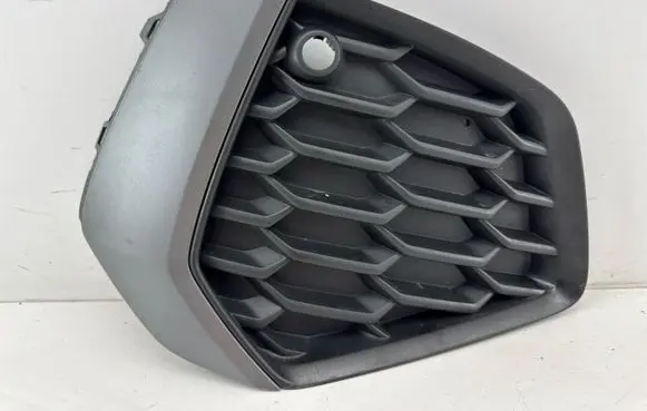 Audi A3 8Y Front bumper lower grill 8Y0807682B