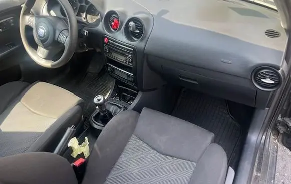Seat Ibiza III (6L) Dashboard 