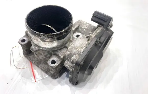 Hyundai ix35 Engine shut-off valve 351002F100