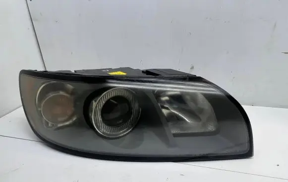 Volvo V50 Headlight/headlamp 30698649 0301198204