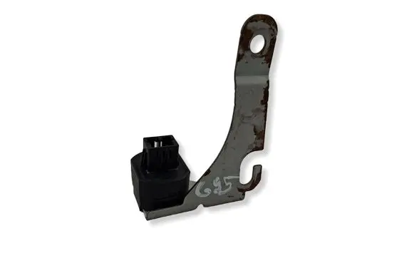 Subaru Forester SG ABS brake wheel speed sensor 27540FE091