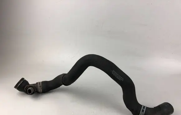Skoda Superb B8 (3V) Engine coolant pipe/hose 5Q0122051DE