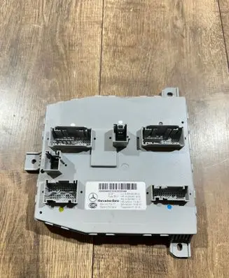 Mercedes-Benz C W205 Other control units/modules A2059006822 5DK01077277 A2059013904