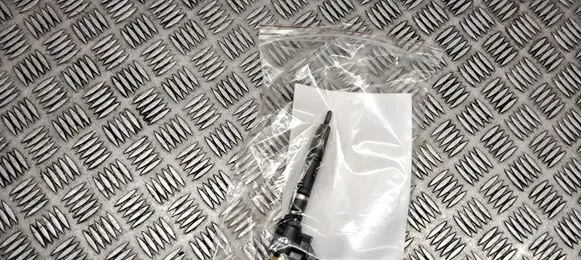 Fuel injector