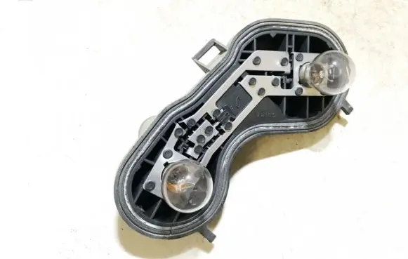 Renault Megane II Tail light bulb cover holder 89026013