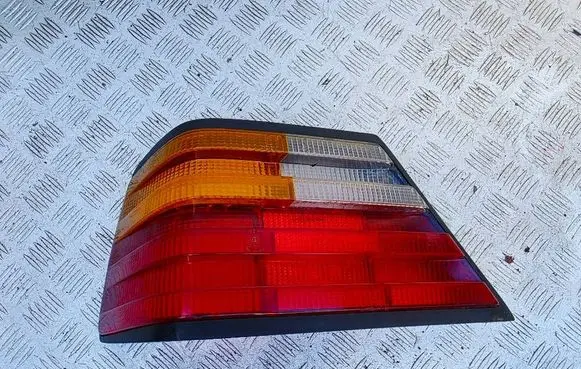 Mercedes-Benz E W124 Rear/tail lights 163033