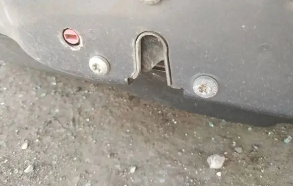 Opel Zafira B Rear door lock