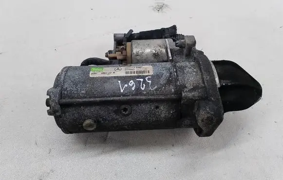 Mercedes-Benz Vito Viano W638 Starter motor 0051511301