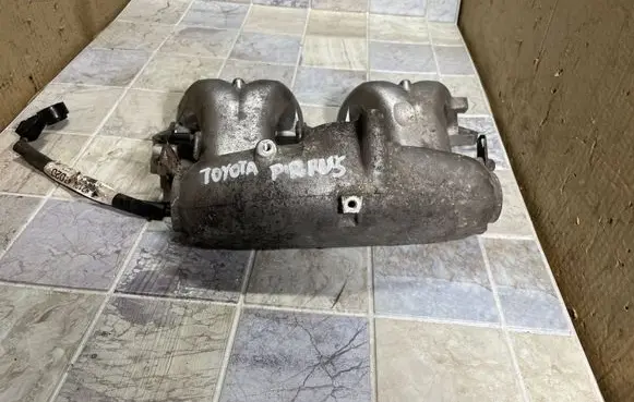 Toyota Prius (XW20) Intake manifold 1NZFXE