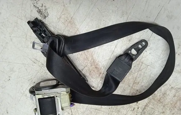 Audi A6 S6 C6 4F Front seatbelt 560788401