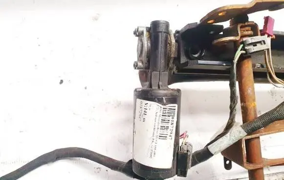Mercedes-Benz ML W163 Seat adjustment motor 571092 021102 571092021102