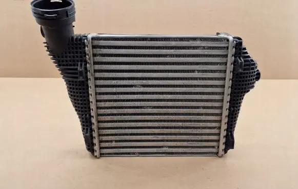 Porsche Macan (95B) Intercooler radiator