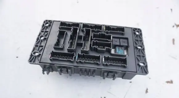 Mini One - Cooper R50 - 53 Fuse box set PUSZKA