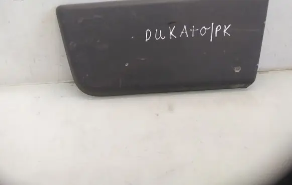 Fiat Ducato Front door trim (molding) 1305773070