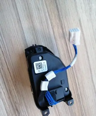 Mercedes-Benz S AMG W222 Steering wheel buttons/switches A0999050704