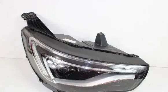 Opel Grandland X Headlight/headlamp YP00015980
