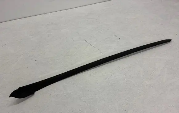 Hyundai i30 Windshield trim 861322L000