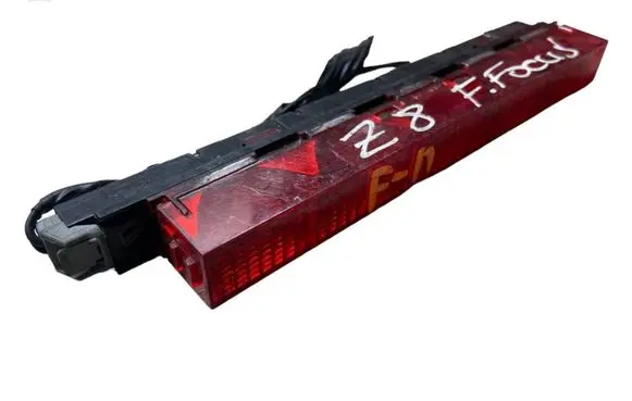 Ford Mondeo Mk III Third/center stoplight 1S7113A613AE