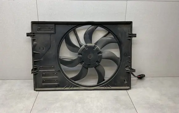 Skoda Octavia Mk3 (5E) Electric radiator cooling fan 5Q0121205AL 5Q0959455BG