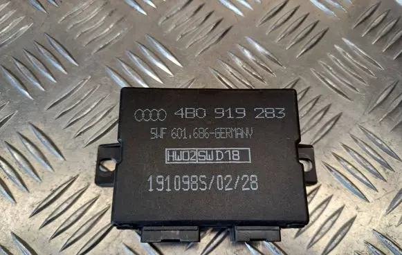 Audi A6 S6 C5 4B Parking PDC control unit/module 4B0919283