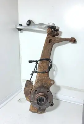 Audi A8 S8 D2 4D Front wheel hub spindle knuckle 4D0407257L