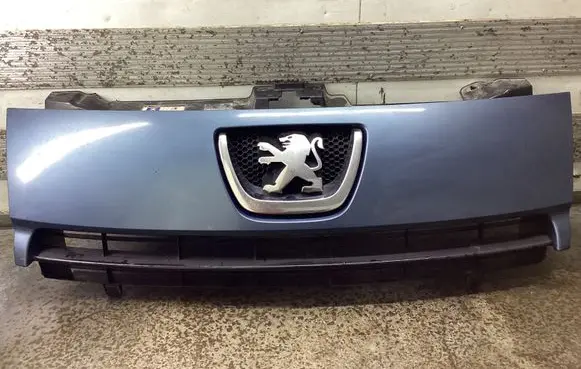 Peugeot Expert Front bumper upper radiator grill 1497644077 1497647077