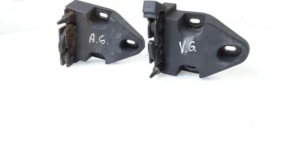 Loading door lock