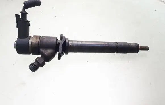 Volvo S60 Fuel injector 0445110078 8658351