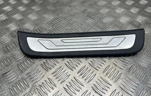 KIA Sorento Rear sill trim cover 858952P100