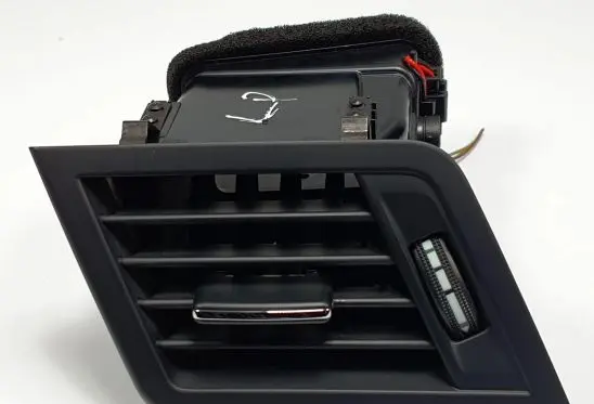 Mercedes-Benz E C207 W207 Dashboard side air vent grill/cover trim A2078300154