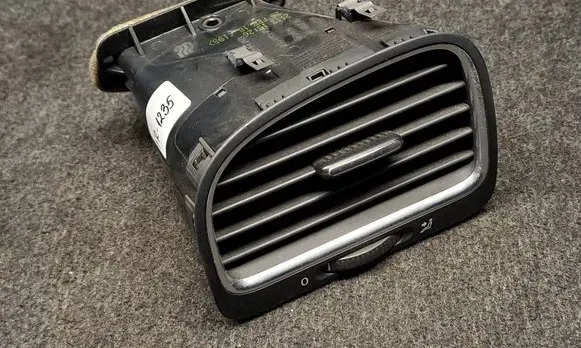Volkswagen Golf VI Dashboard side air vent grill/cover trim 5K0819703K 5K0819709D