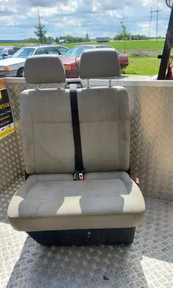 Volkswagen Transporter - Caravelle T5 Front passenger seat