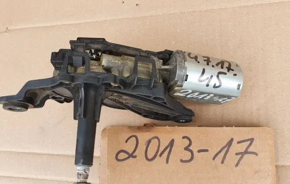 Ford Escape III Rear window wiper motor 000000000