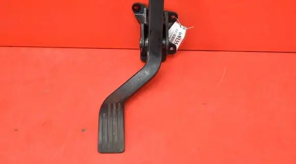 Ford Focus Accelerator throttle pedal 98AB-9P732-AE