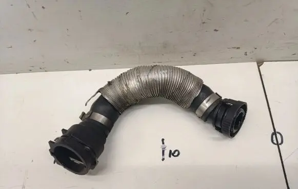 Ford Focus Engine coolant pipe/hose